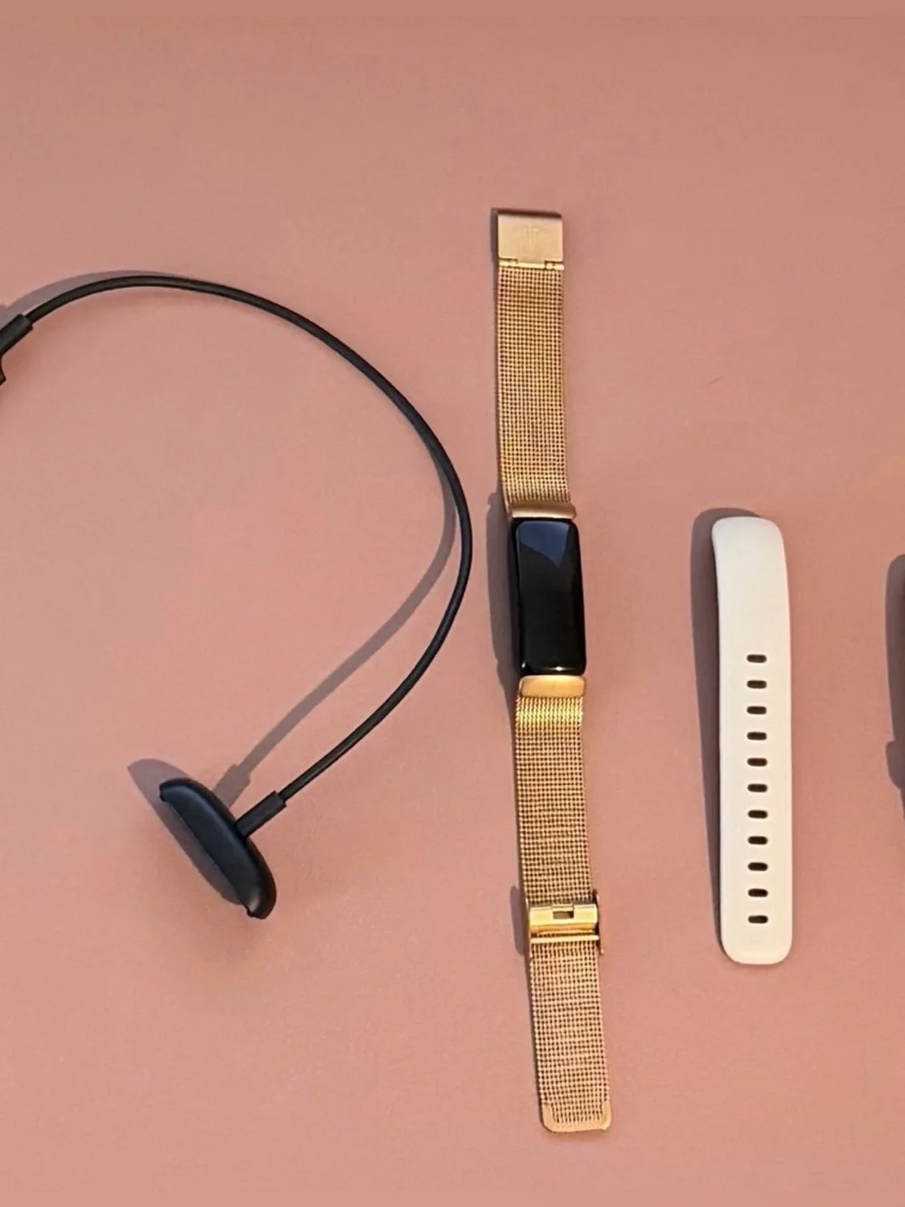 fitbit Inspire 2 Activity Tracker with 2 bands + charger